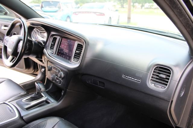 Used 2020 Dodge Charger SXT w/ Plus Group RWD image 44