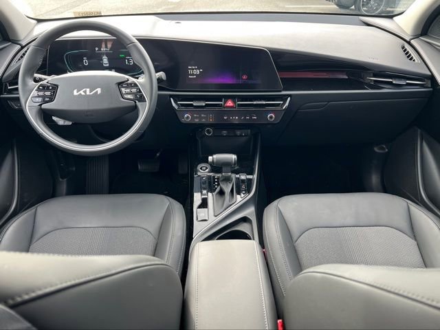 Certified 2024 Kia Niro EX FWD image 11