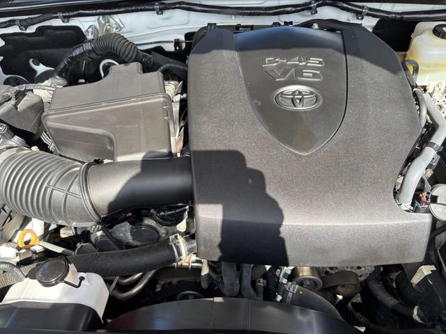 Used 2021 Toyota Tacoma TRD Off-Road AWD/4WD image 27