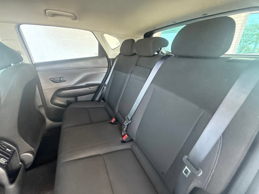 Used 2025 Hyundai Kona SEL FWD image 43