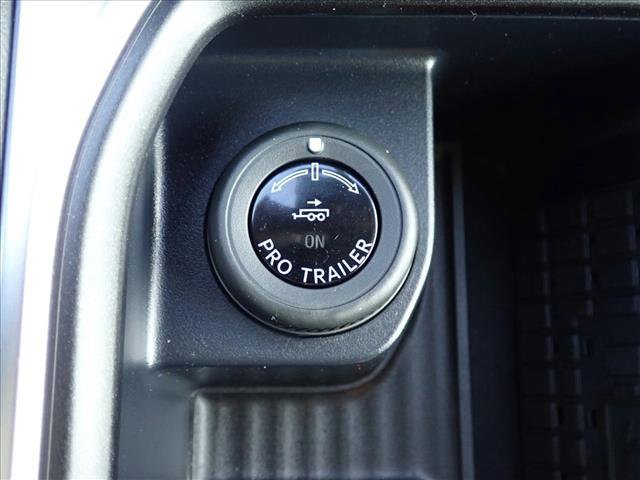 Used 2025 Ford Expedition Active AWD/4WD image 21