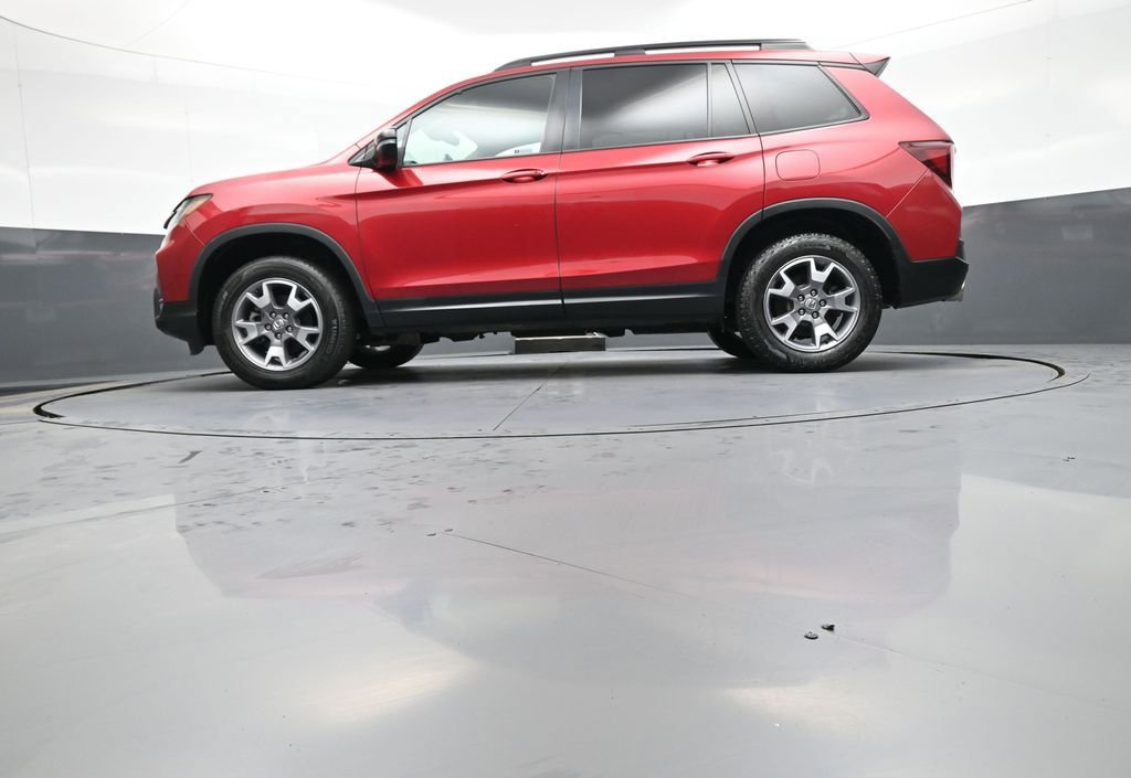 Certified 2023 Honda Passport TrailSport image 33