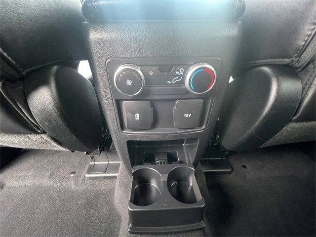 Used 2022 Ford Explorer XLT w/ Equipment Group 202A image 25
