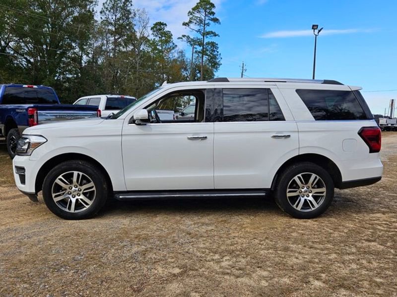 Certified 2023 Ford Expedition Limited image 5