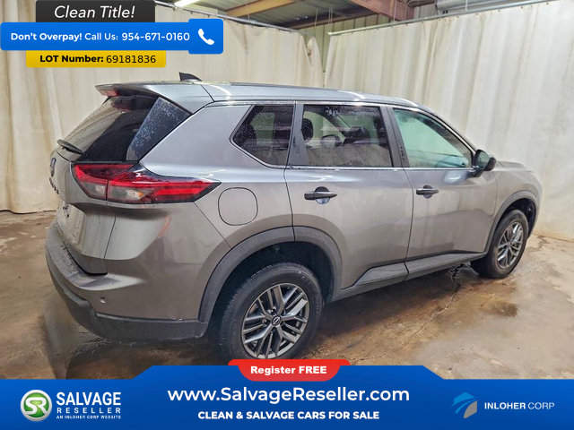 Used 2024 Nissan Rogue S FWD image 4