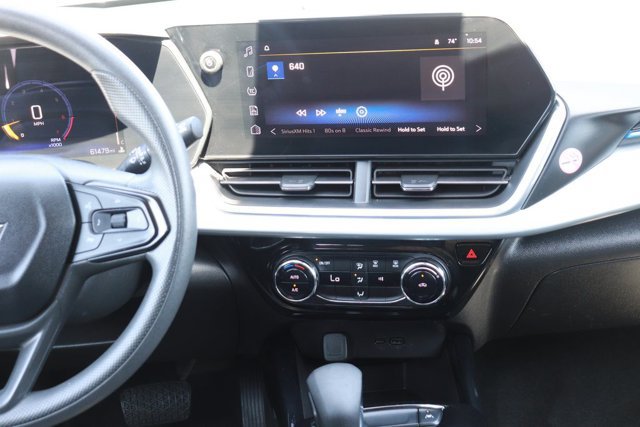 Used 2024 Chevrolet Trax LT FWD image 14