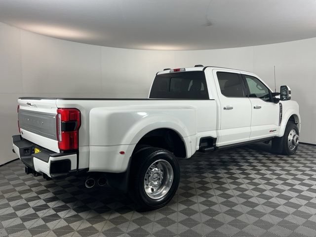 Used 2023 Ford F450 Limited w/ FX4 Off-Road Package AWD/4WD image 4