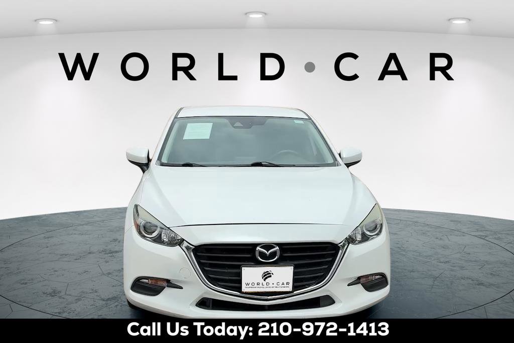 Used 2018 MAZDA MAZDA3 Touring FWD image 2