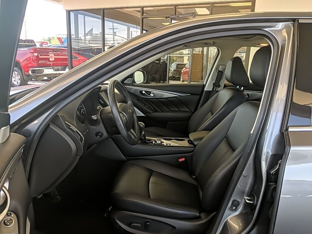 Used 2017 INFINITI Q50 3.0t Premium w/ 3.0T Premium Plus Package AWD/4WD image 14