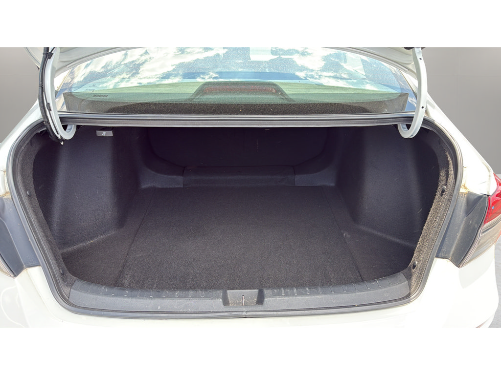 Used 2023 Honda Civic Sport image 16