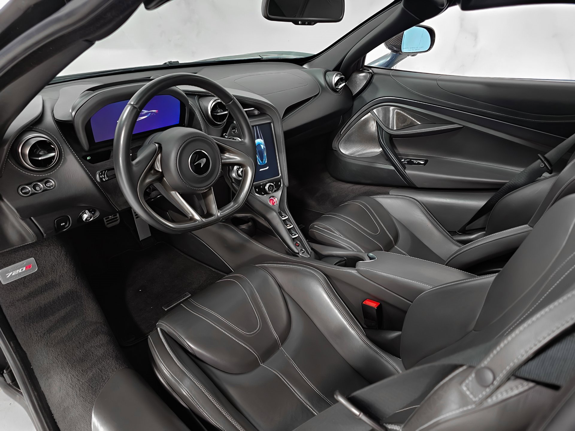 Used 2019 McLaren 720S image 10