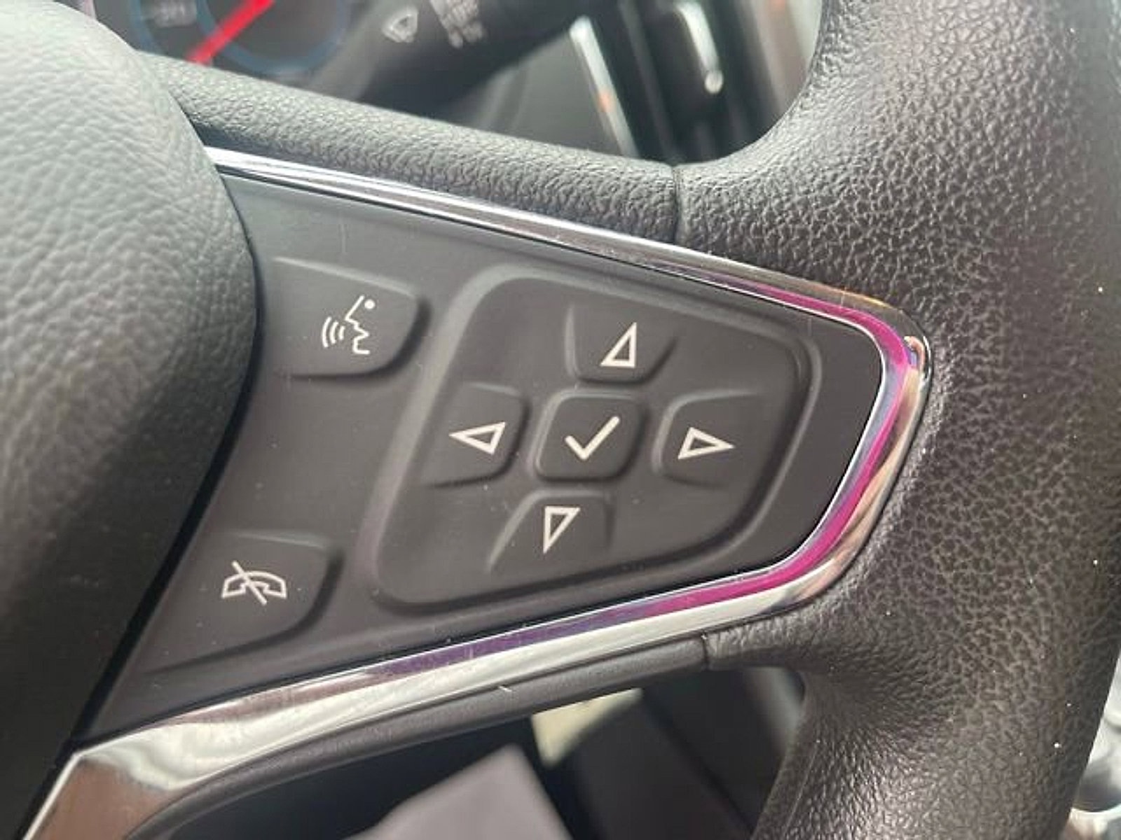 Used 2016 Chevrolet Cruze LT image 11