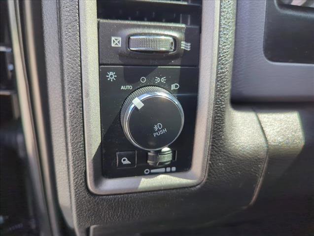 Used 2019 RAM 1500 Express w/ Express Value Package RWD image 29