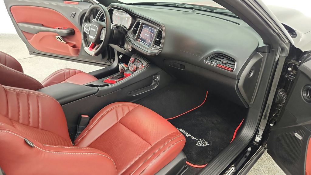 Used 2023 Dodge Challenger SRT Hellcat RWD image 30