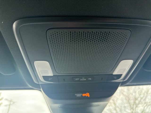 Certified 2025 Honda HR-V Sport image 35