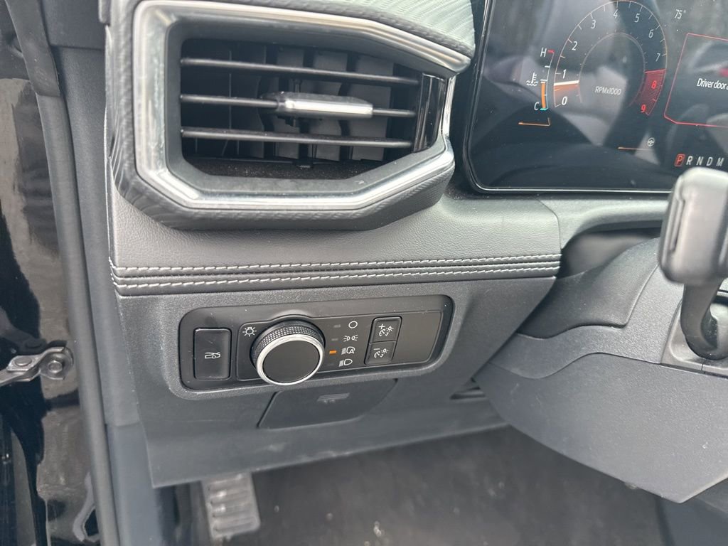 Used 2024 Ford Mustang GT Premium image 14