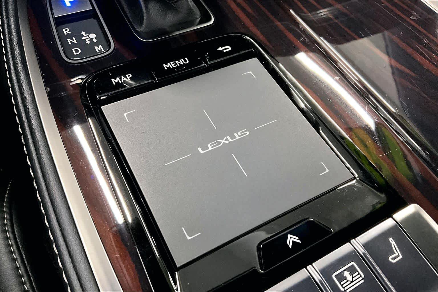 Used 2018 Lexus LS 500 w/ Luxury Package RWD image 33