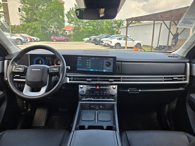 Used 2025 Hyundai Santa Fe SEL image 24