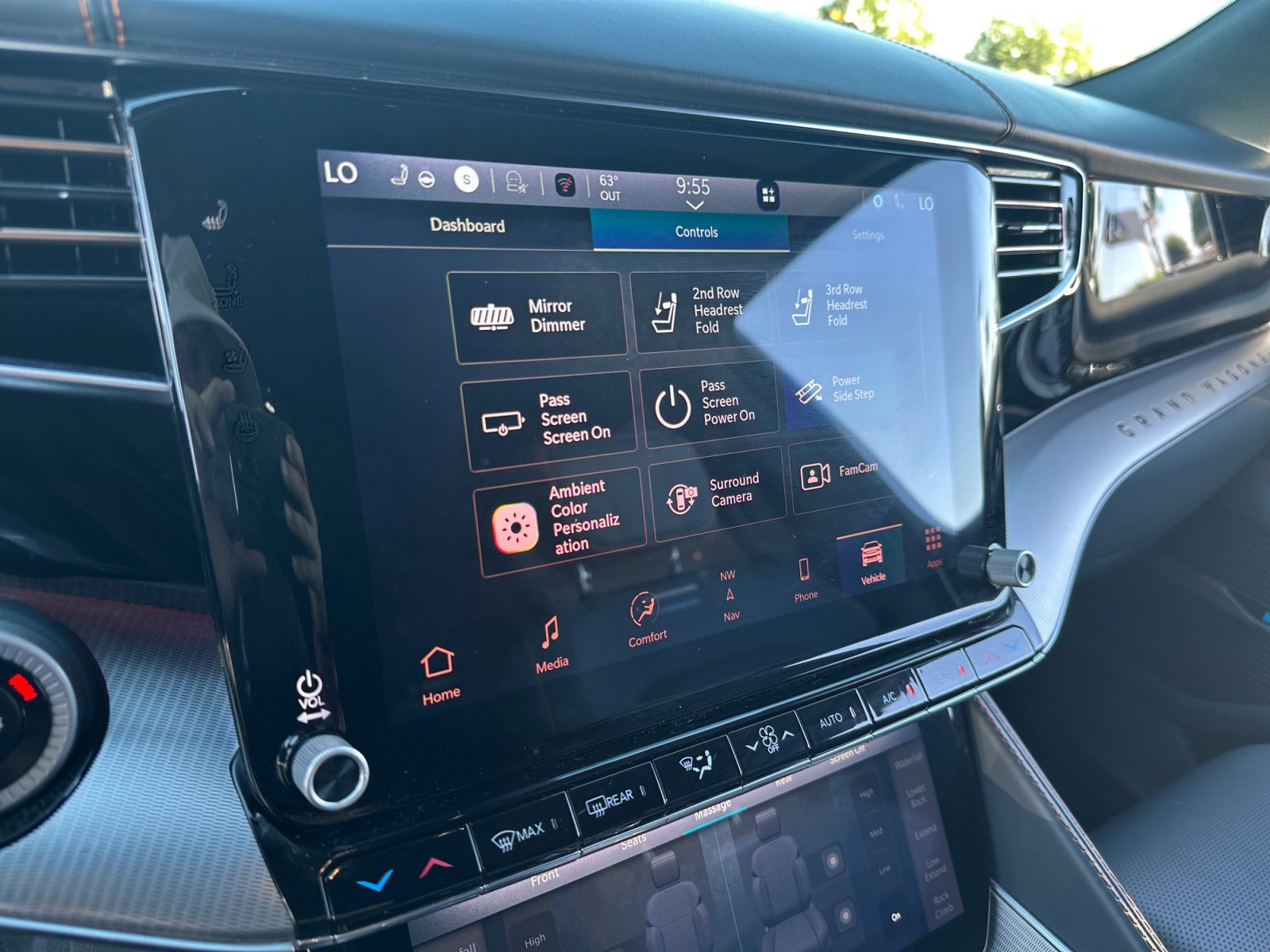 Used 2023 Jeep Grand Wagoneer Series III image 28