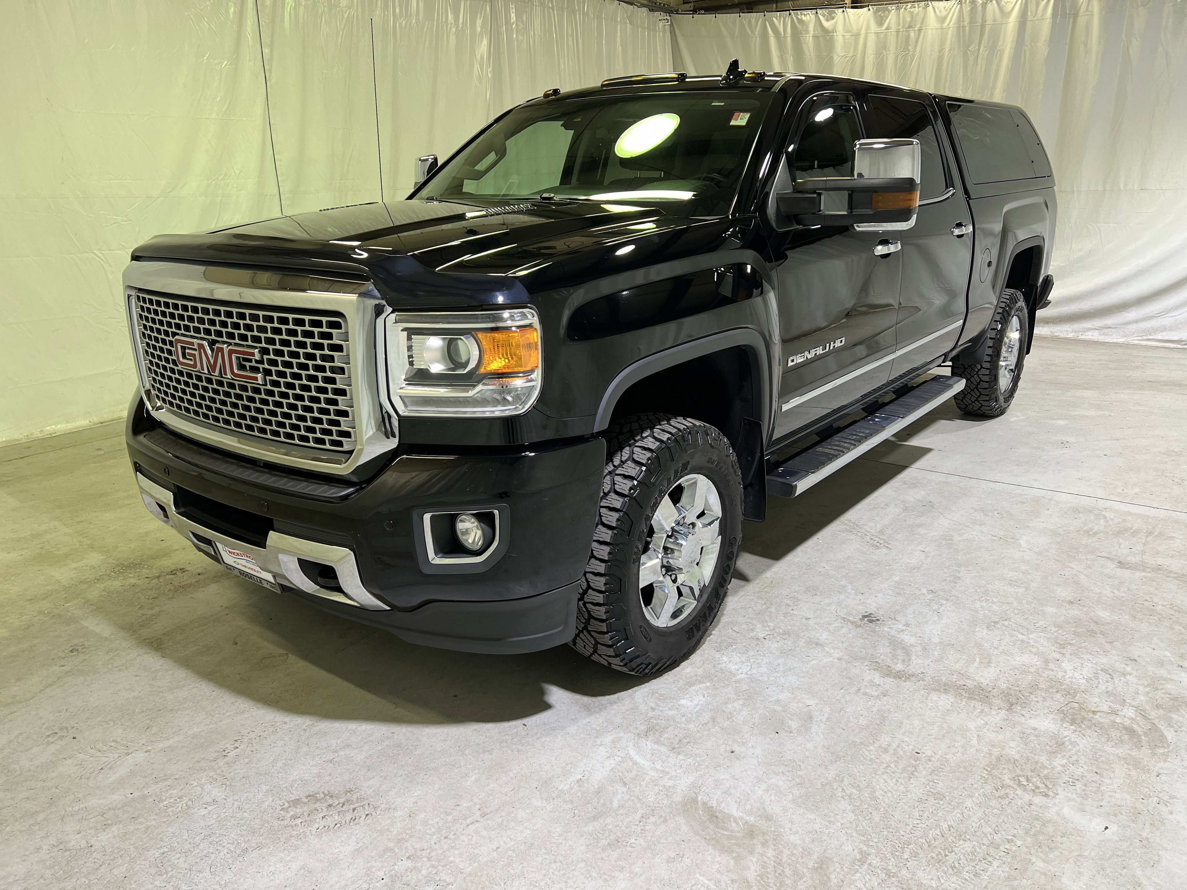 Used 2016 GMC Sierra 3500 Denali w/ Duramax Plus Package image 6