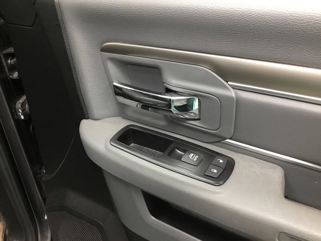 Used 2015 RAM 1500 Outdoorsman AWD/4WD image 35
