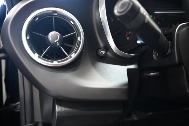 Used 2016 Chevrolet Camaro LT RWD image 28