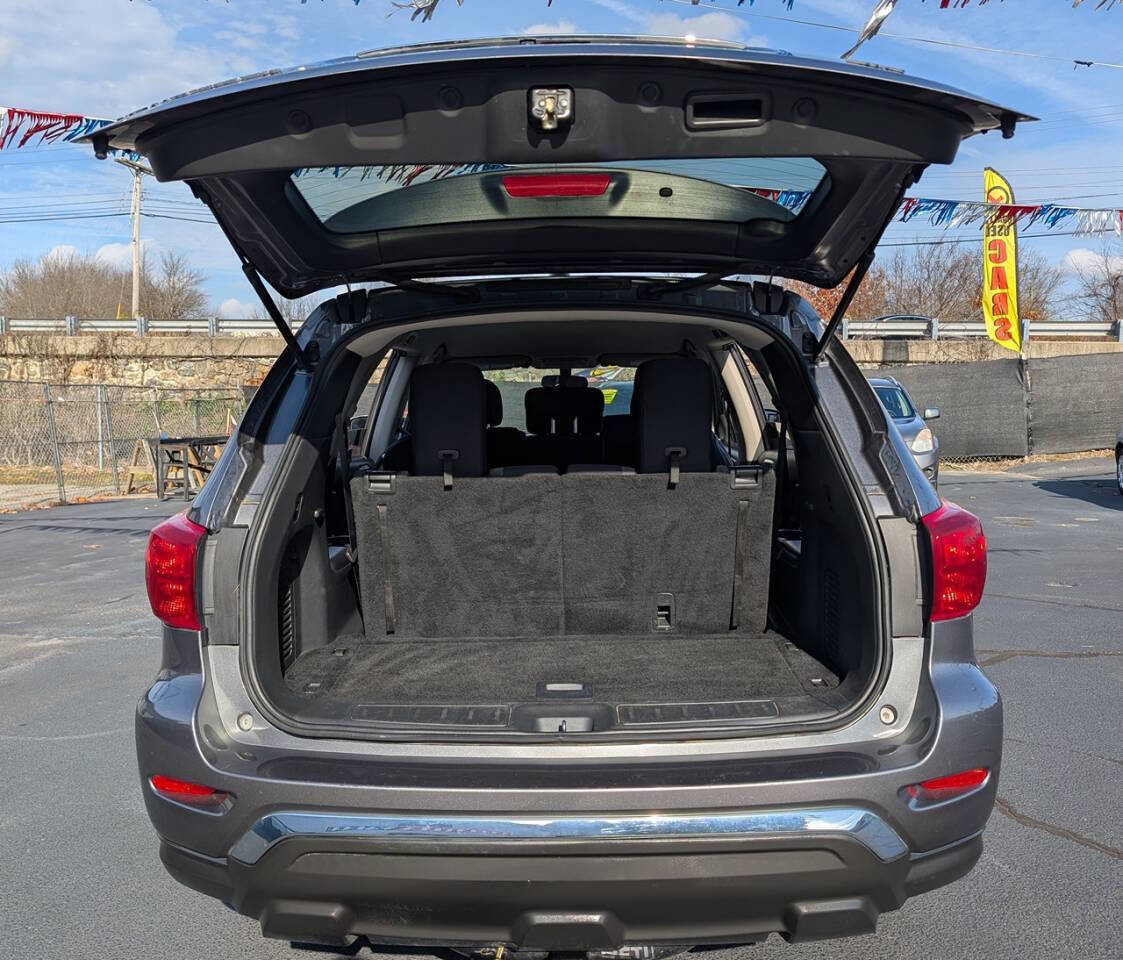 Used 2017 Nissan Pathfinder S image 10