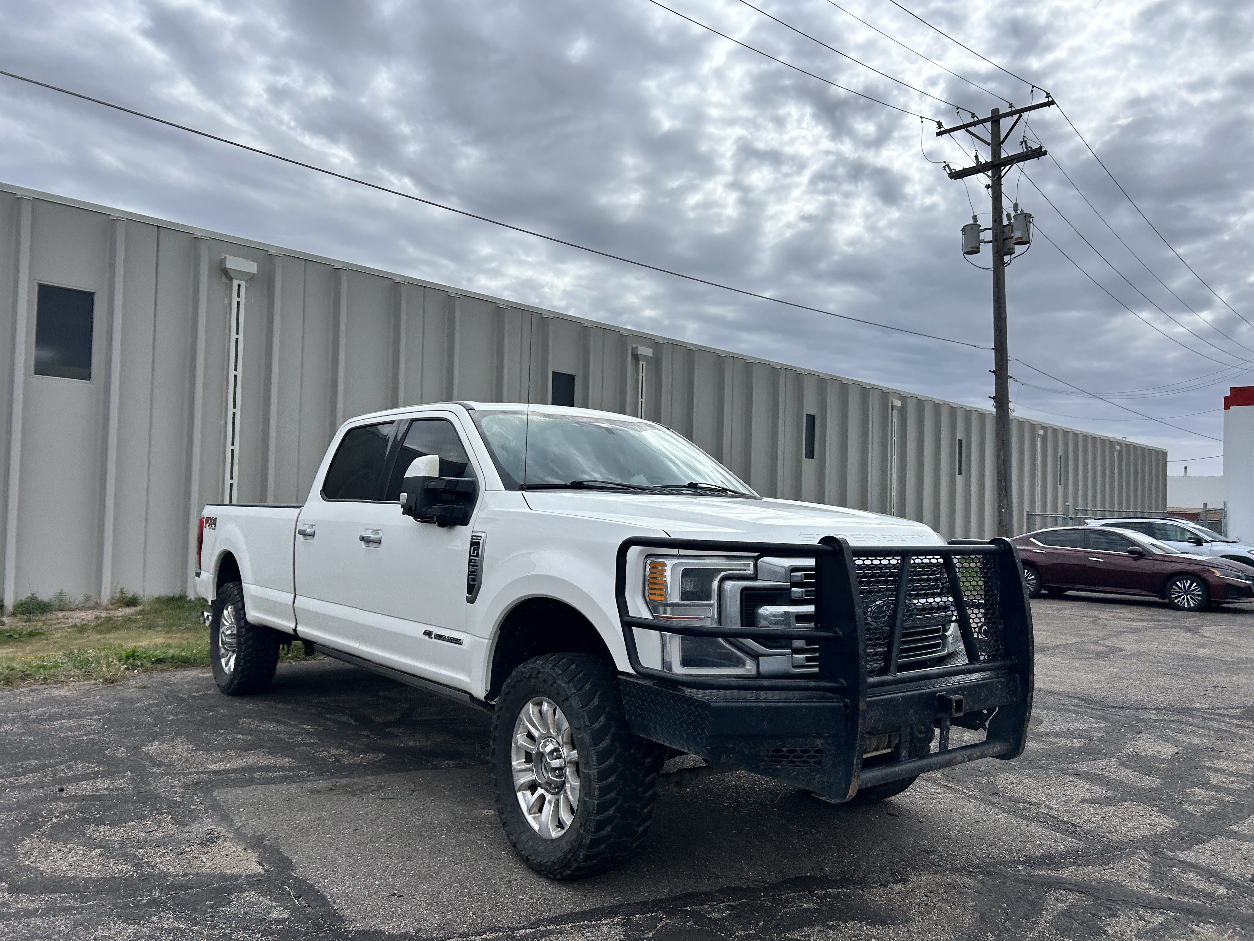 Used 2021 Ford F350 Limited AWD/4WD image 7