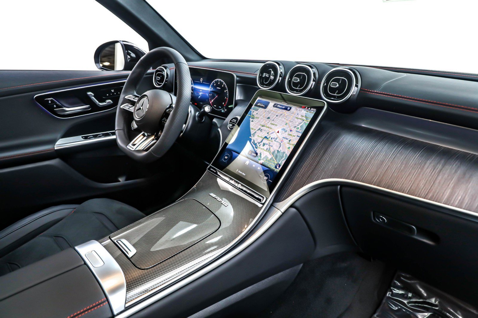 New 2026 Mercedes-Benz GLC 43 AMG 4MATIC image 5