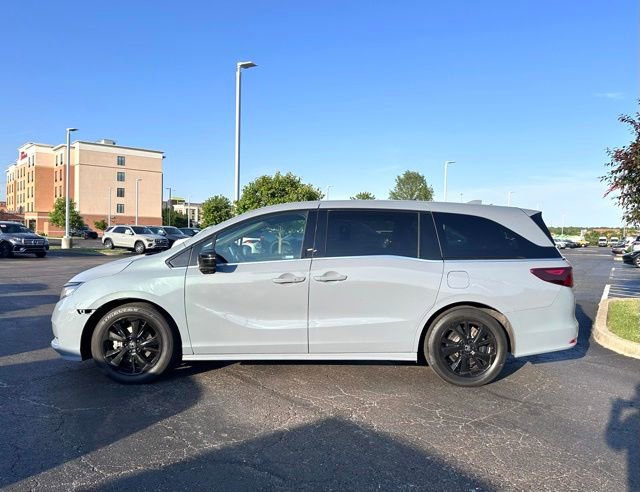 Used 2023 Honda Odyssey Sport image 4