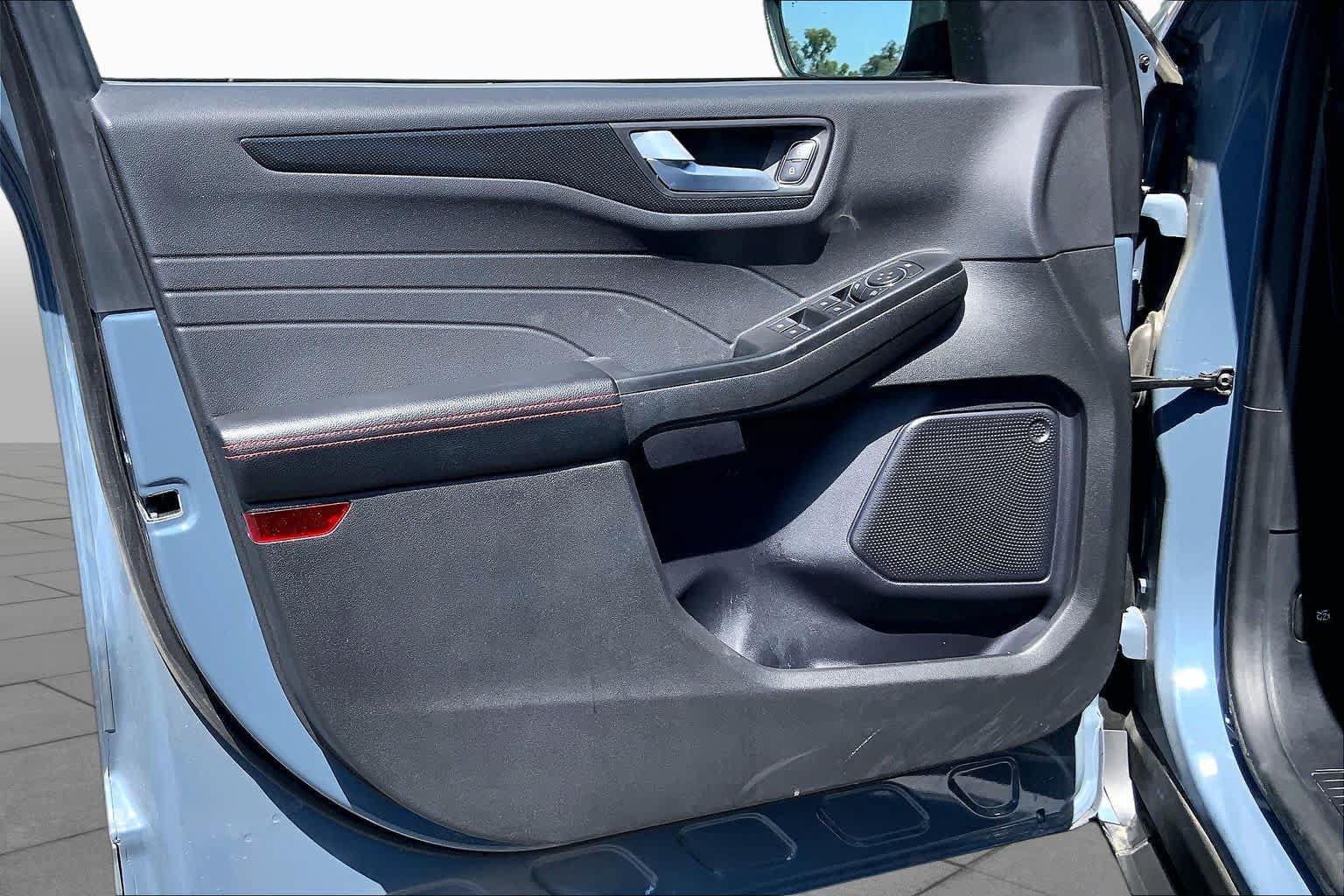 Used 2024 Ford Escape ST-Line w/ Tech Pack #1 FWD image 20