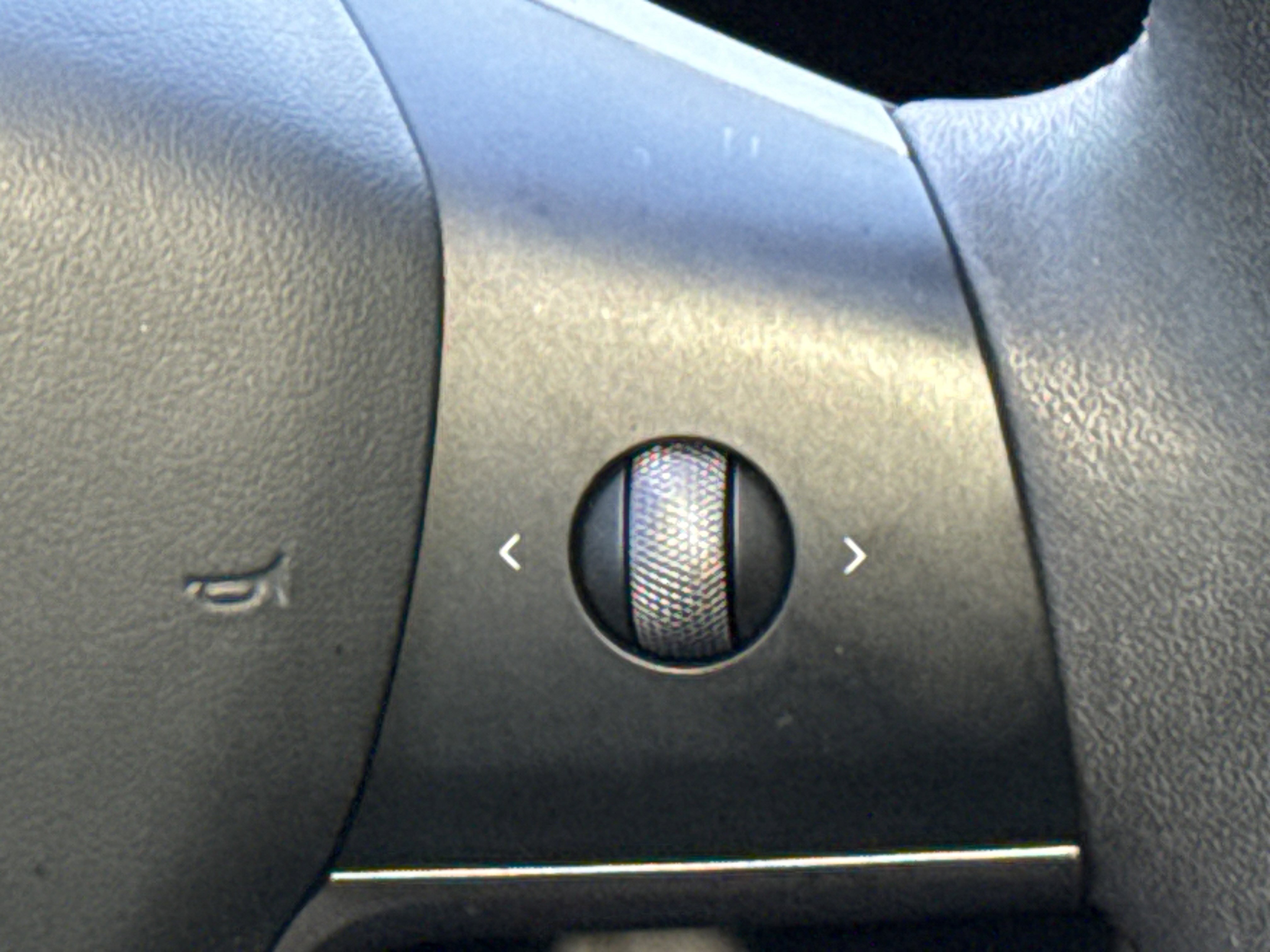 Used 2023 Tesla Model 3 Standard Range image 19