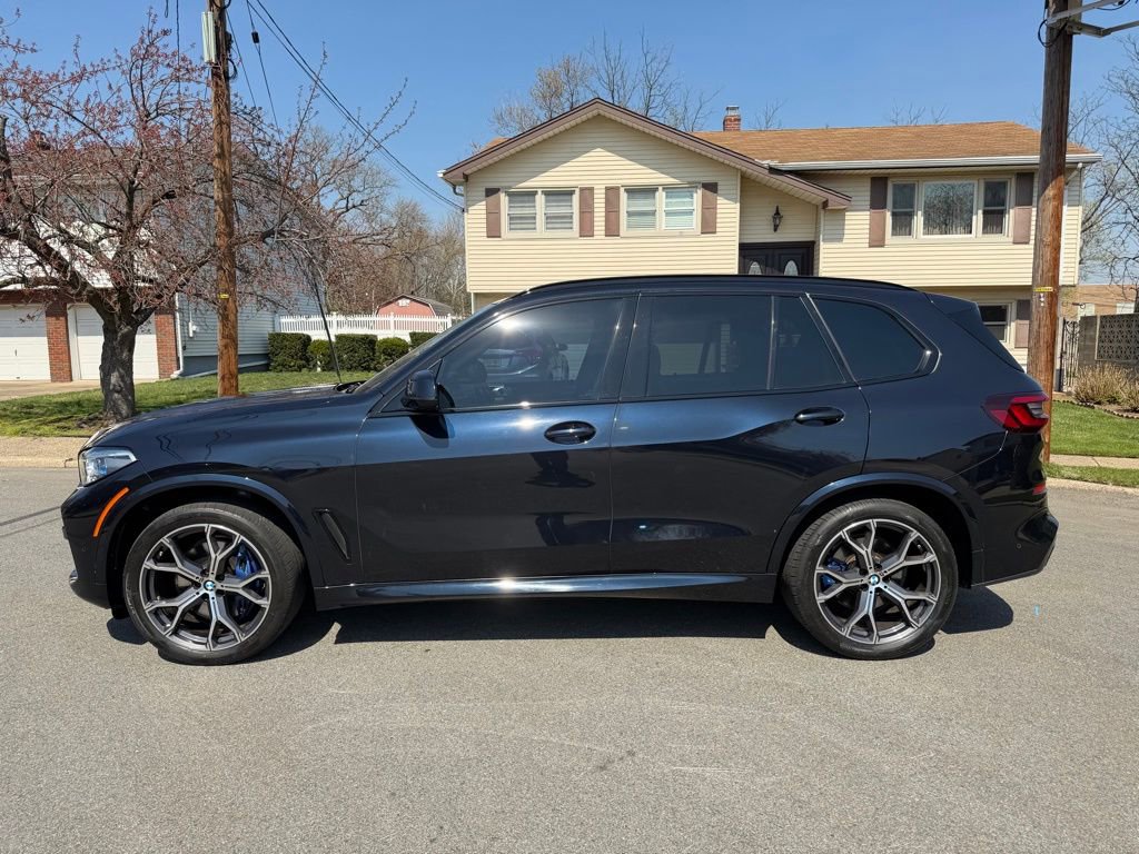 Used 2023 BMW X5 xDrive40i w/ Executive Package AWD/4WD image 4