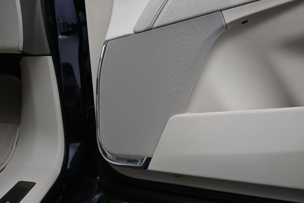 Used 2023 Cadillac Escalade ESV Premium Luxury Platinum w/ LPO, Radiant Package AWD/4WD image 33