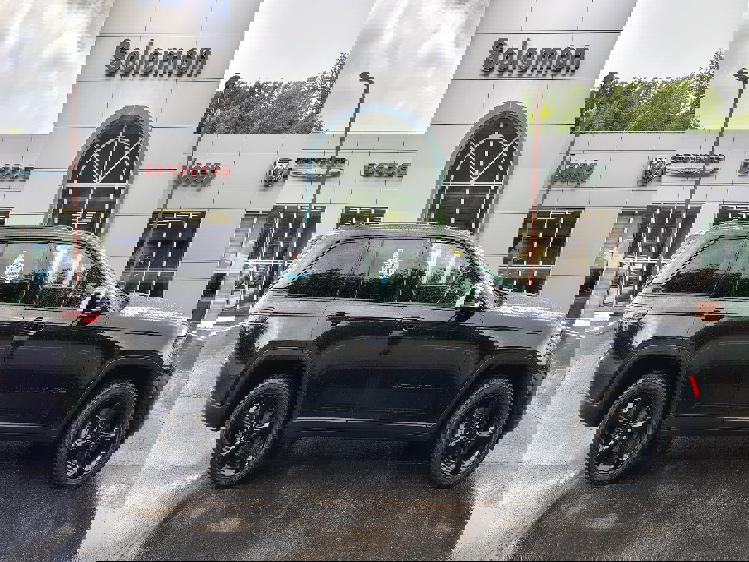 Certified 2023 Jeep Grand Cherokee Altitude