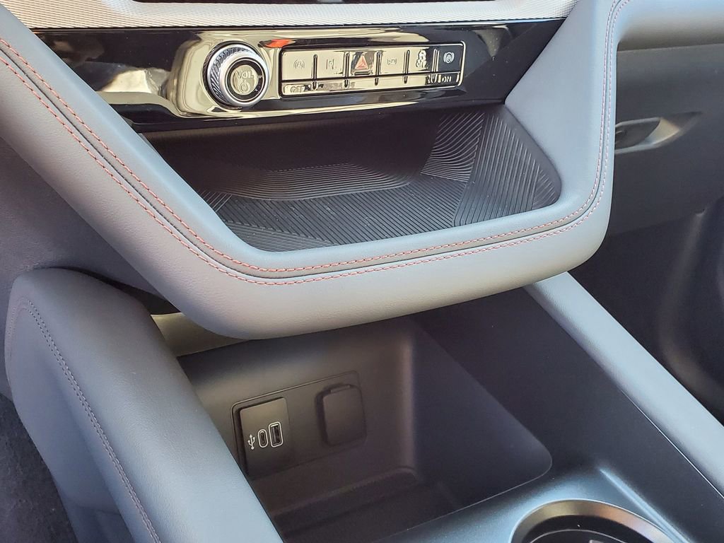 New 2026 Ford Explorer Active w/ Active Comfort Package image 21