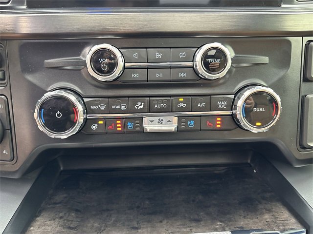Used 2024 Ford F250 XLT w/ Black Appearance Package image 19