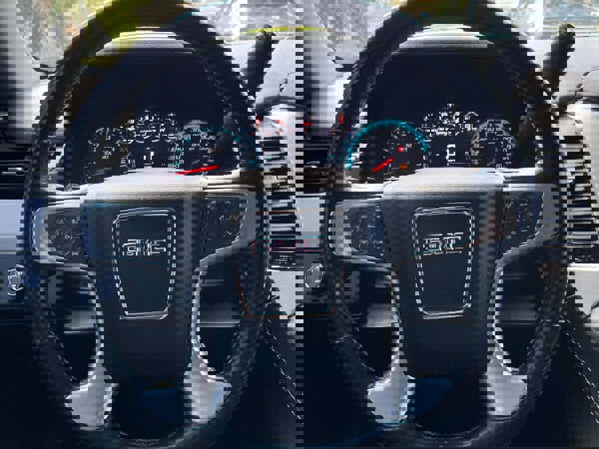 Used 2017 GMC Yukon XL SLT image 33