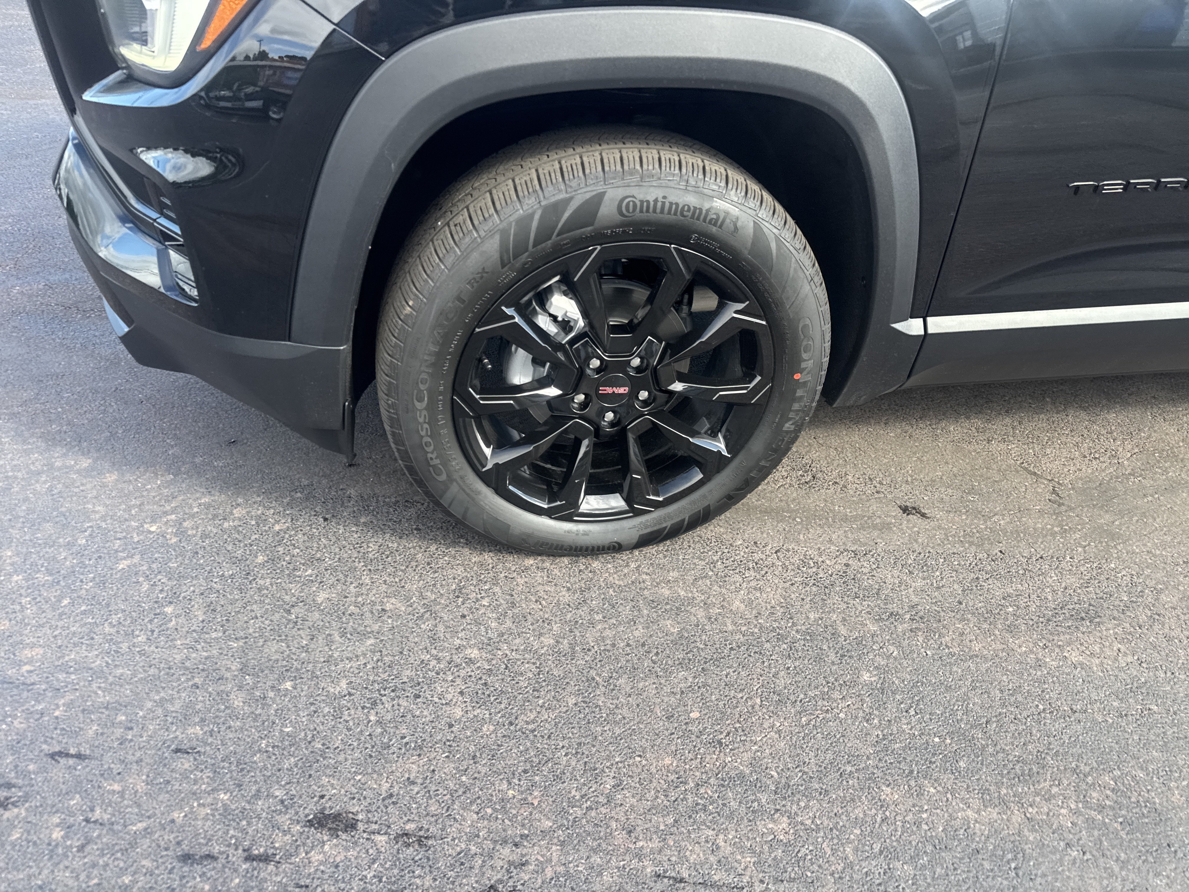 New 2027 GMC Terrain Elevation w/ Elevation Premium Package AWD/4WD image 11
