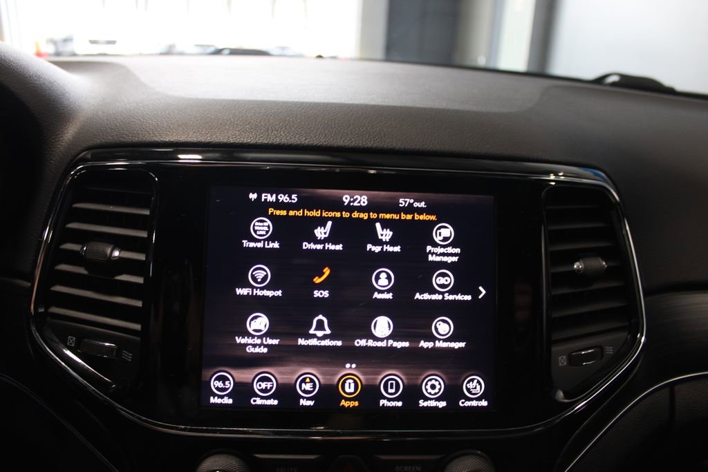 Used 2020 Jeep Grand Cherokee Limited AWD/4WD image 30