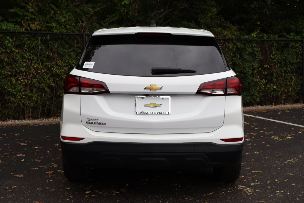 Certified 2024 Chevrolet Equinox LS w/ LS Convenience Package FWD image 8