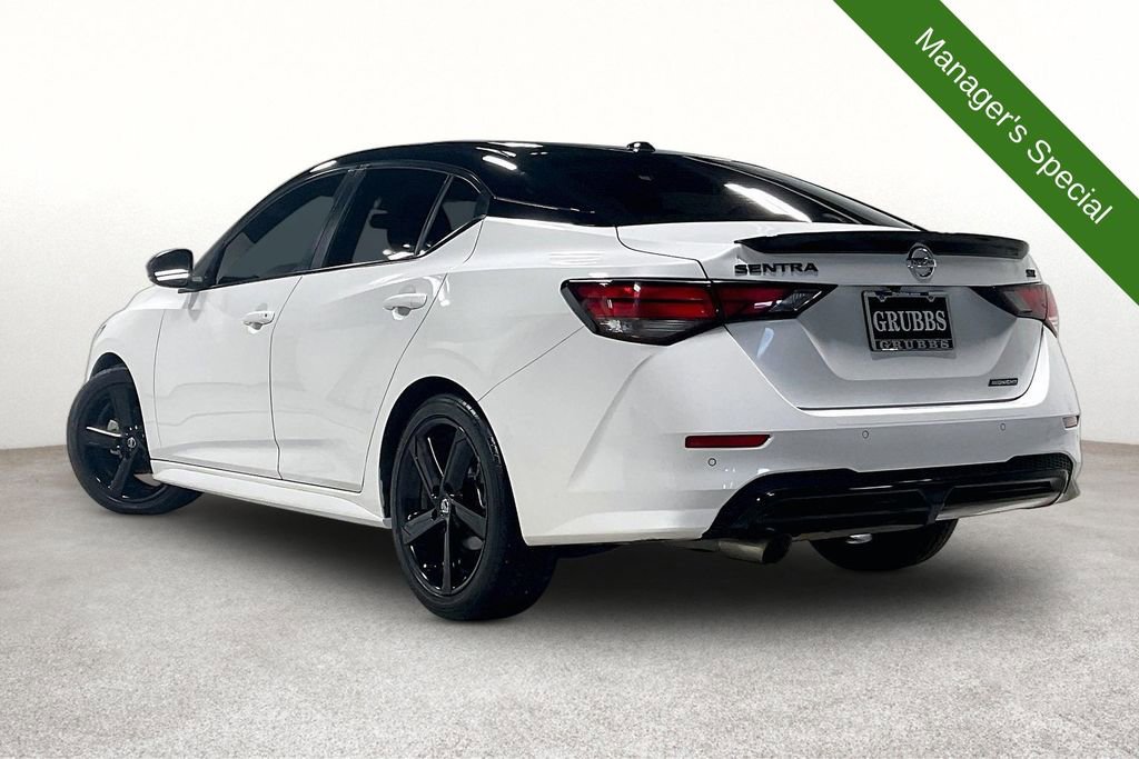 Used 2023 Nissan Sentra SR w/ Midnight Edition Package FWD image 15