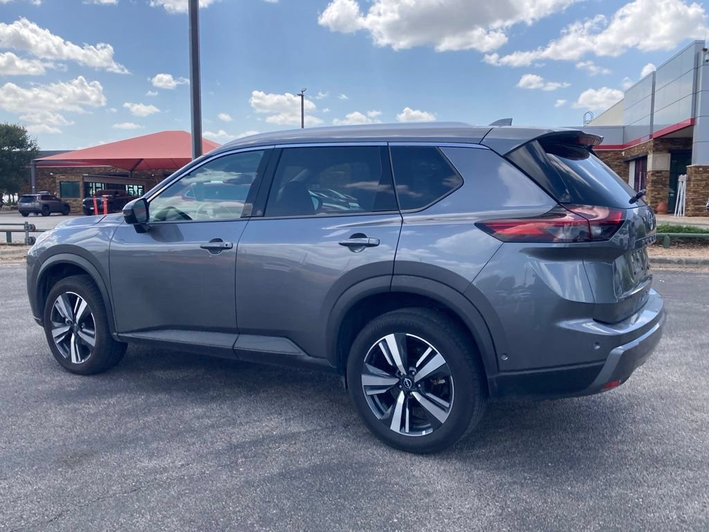 Used 2026 Nissan Rogue SL AWD/4WD image 7