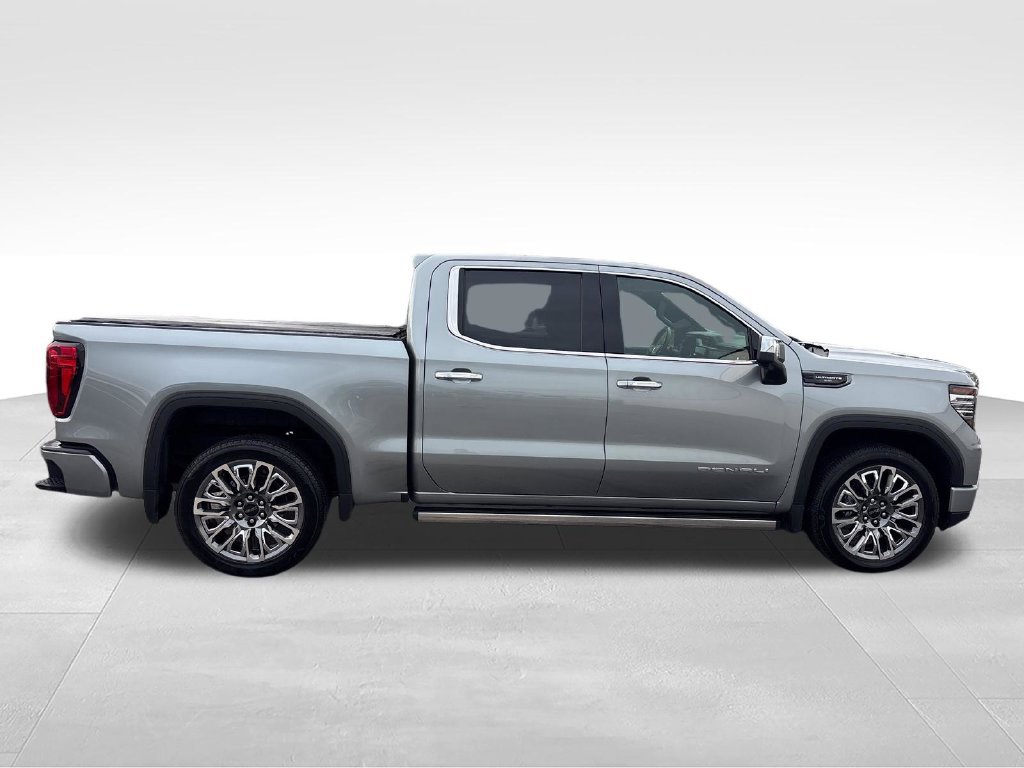 Used 2025 GMC Sierra 1500 Denali Ultimate AWD/4WD image 5