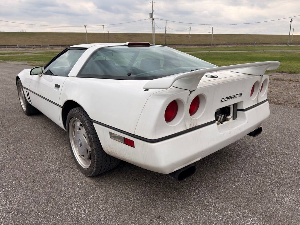 Used 1989 Chevrolet Corvette Coupe image 8