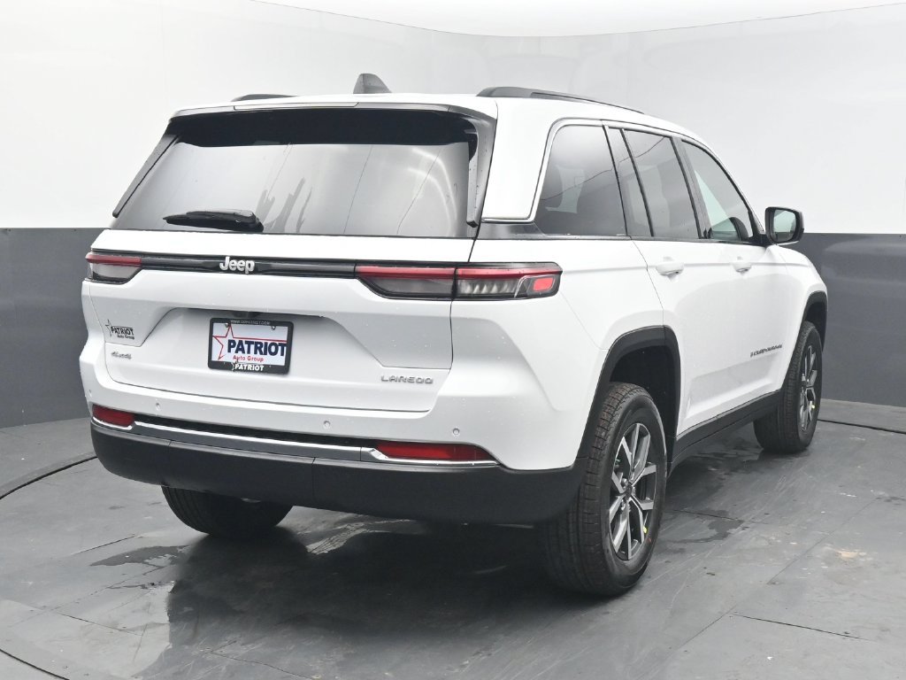 New 2027 Jeep Grand Cherokee Laredo X AWD/4WD image 26