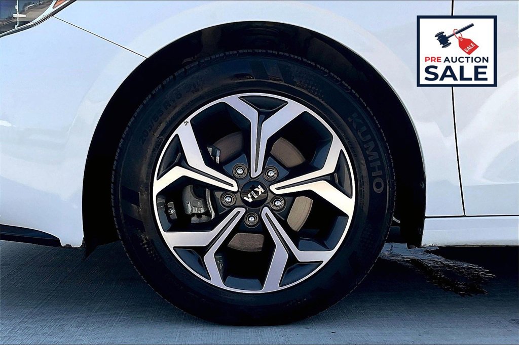 Certified 2021 Kia Forte LXS image 8