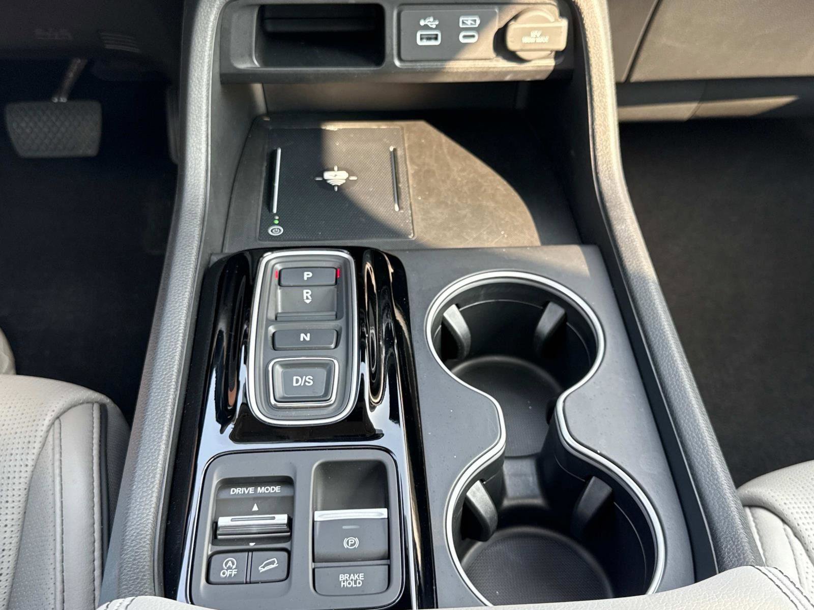 Used 2025 Honda Pilot Elite image 7