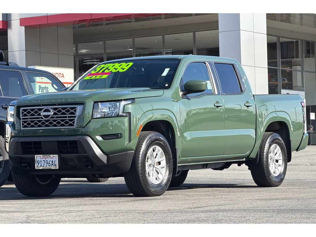 Used 2024 Nissan Frontier SV w/ Technology Package AWD/4WD image 8