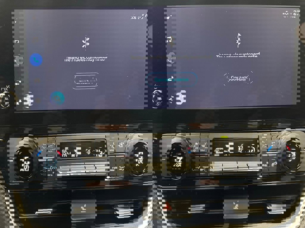 Used 2025 Toyota Grand Highlander AWD image 28